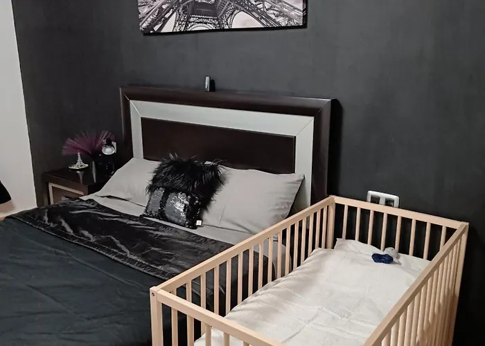 100 Steps To The Sand.